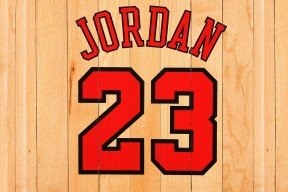 开云官网-76人对阵吉林队，当保罗在压力熔炉中淬炼成钢