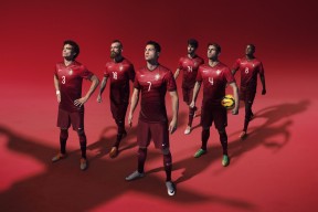 开云体育登录-F1新赛季揭幕战之夜，卡瓦哈尔关键制胜，巴林见证新王加冕