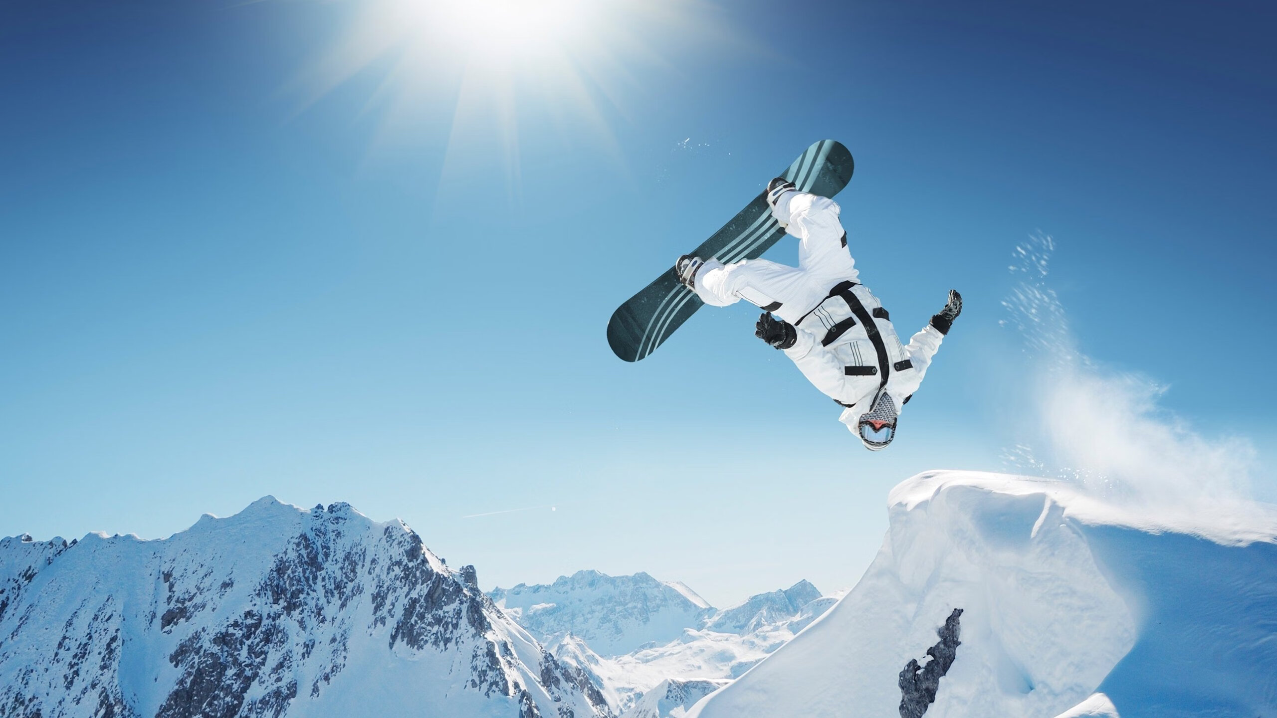 篮网制霸广东队，浓眉进攻端无人可挡，当东方霸主遭遇美式风暴