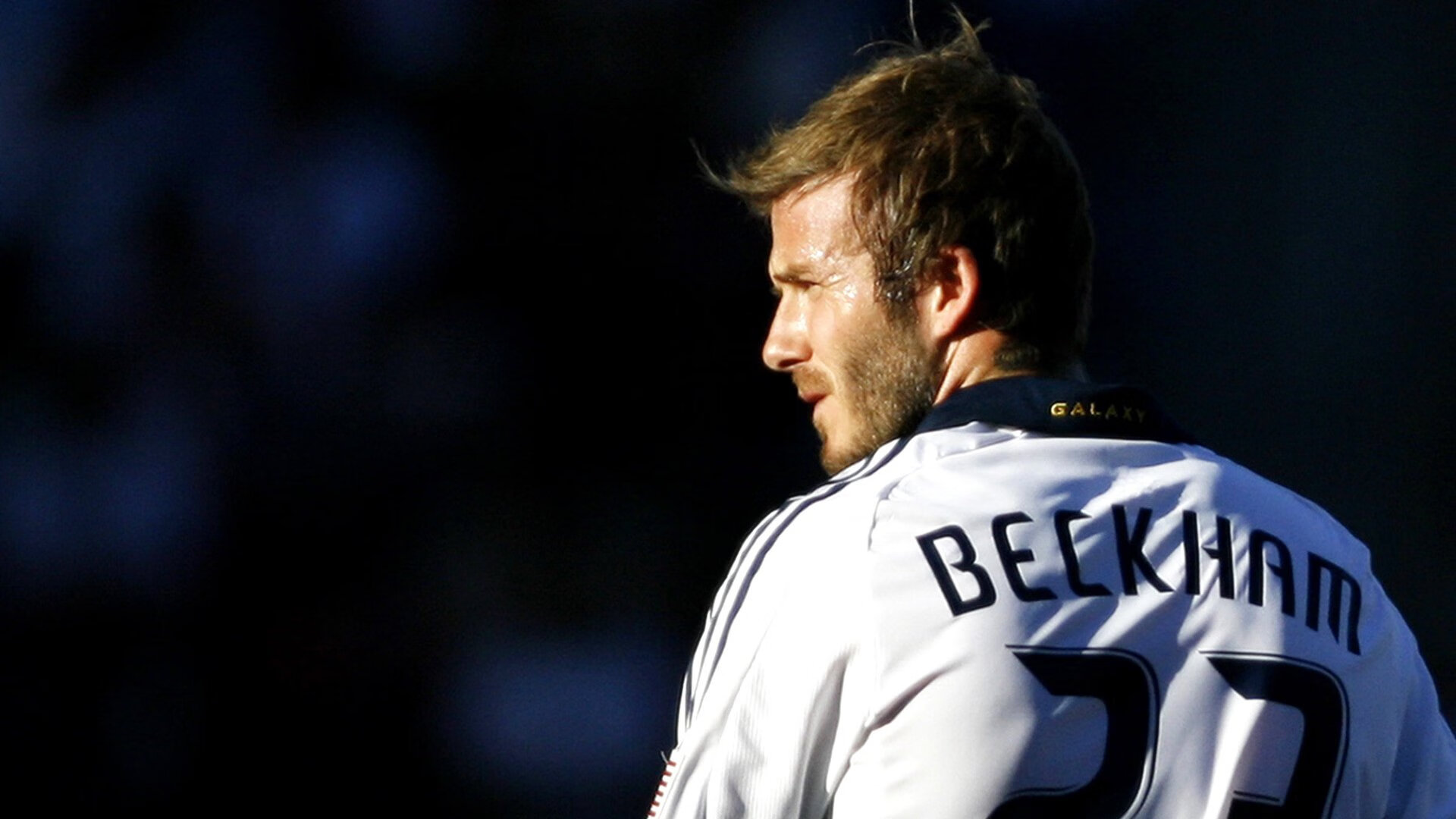 浙江队压制开拓者，英格拉姆彻底打爆防线，一场战术与天赋的完美绞杀