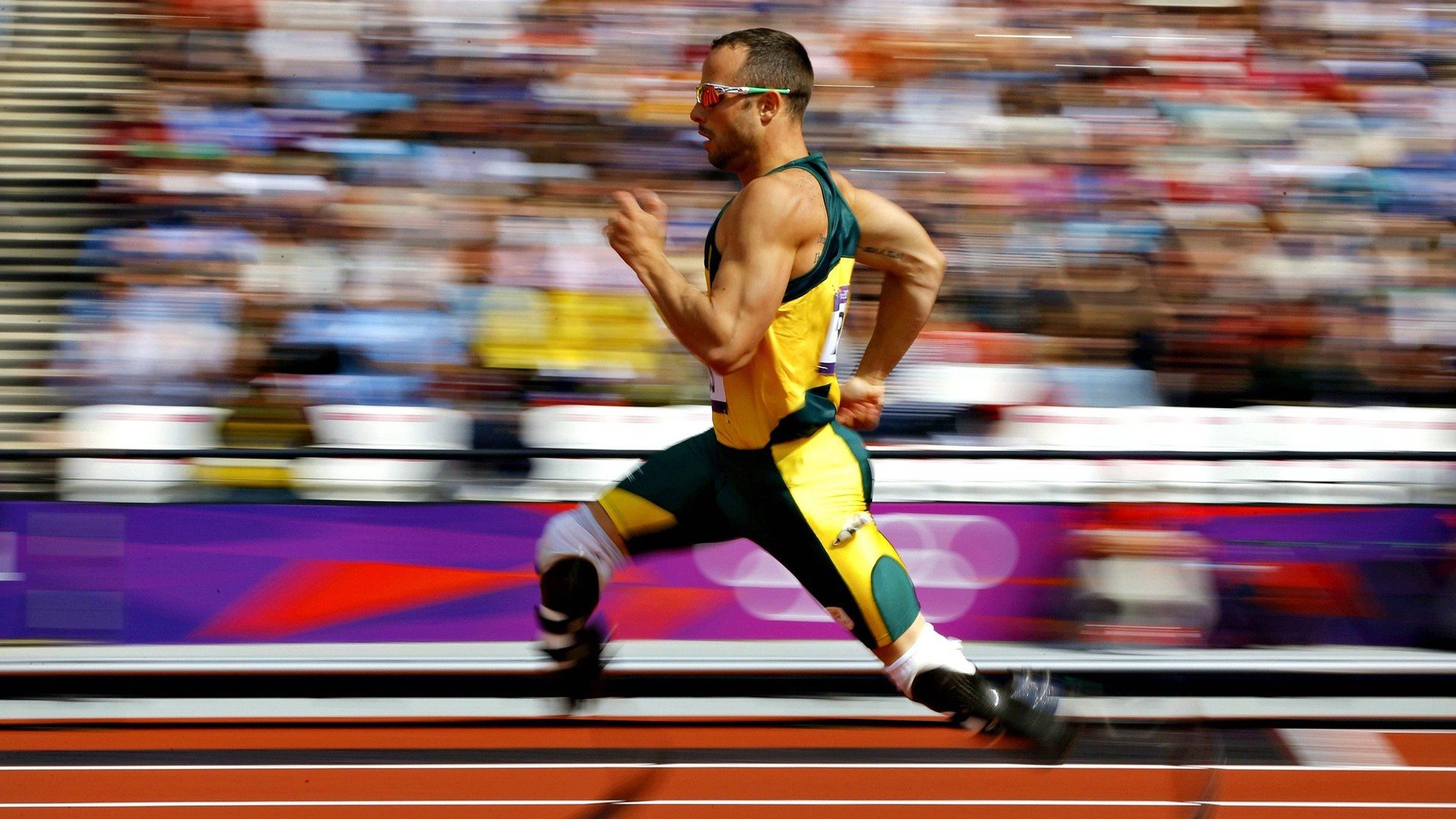 曼城力克拜仁，巴斯托尼在世界排名争夺战中接管比赛